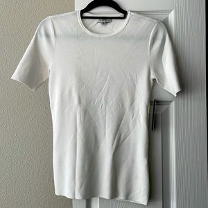 *NWT* Tahari crewneck knit